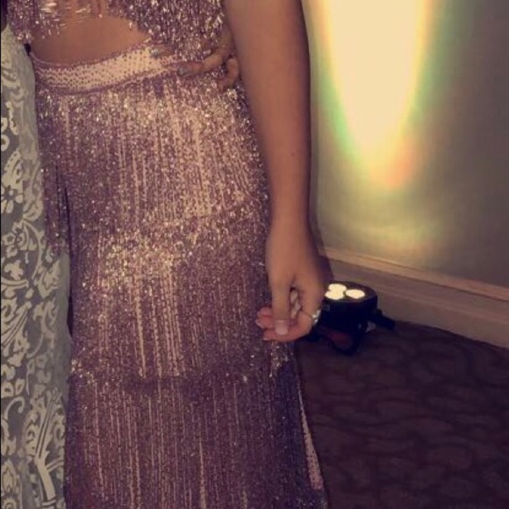 Prom dress - Picture 3 of 3